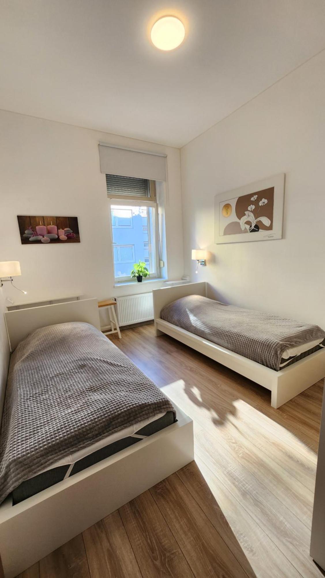 Elena Flat Orchidee Duisburg Zentrum Bagian luar foto